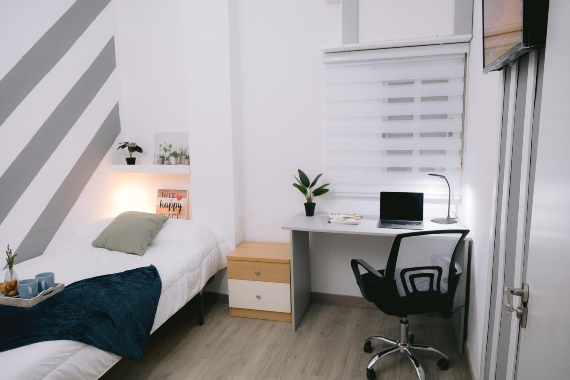 Hotel Piso Compartido Delyrent, Renfe Jaén Zewnętrze zdjęcie